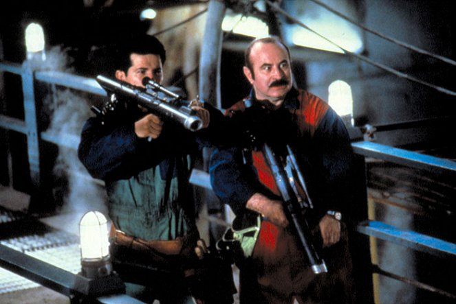 Super Mario Bros. - Photos - John Leguizamo, Bob Hoskins