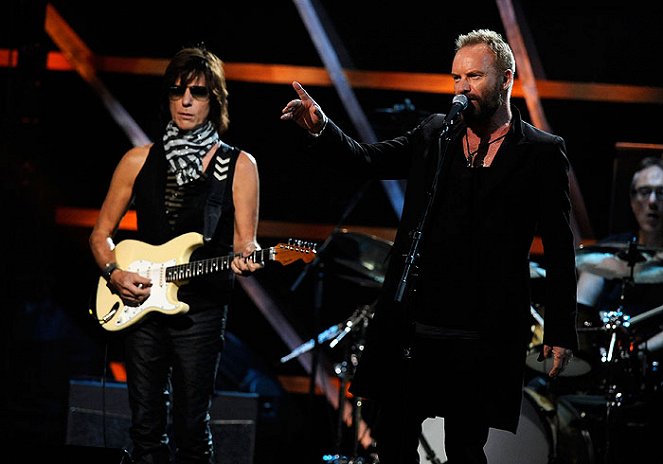 The 25th Anniversary Rock and Roll Hall of Fame Concert - De la película - Jeff Beck, Sting