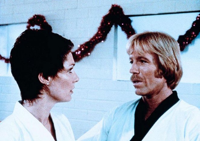 Jednoosobowy oddział - Z filmu - Jennifer O'Neill, Chuck Norris