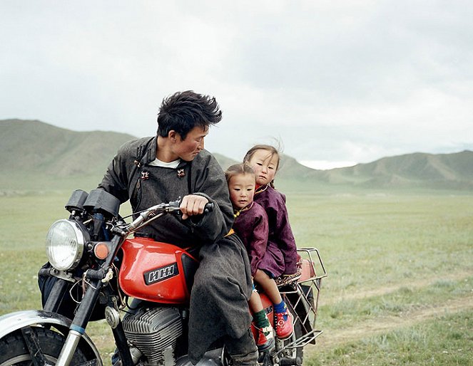 El perro mongol - De la película - Nansal Batchuluun