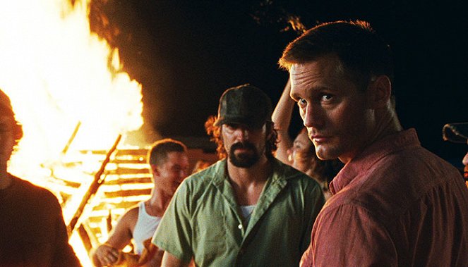 Krvavá noc - Z filmu - Alexander Skarsgård