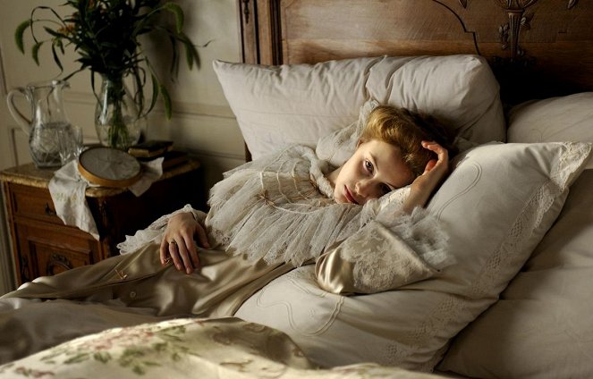 Veszélyes vágy - Filmfotók - Sarah Gadon