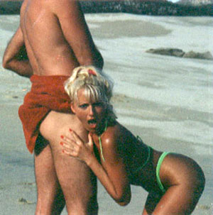 Bikini Beach 5 - Van film - Stacy Valentine