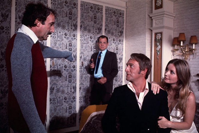 The Return of the Pink Panther - Photos - Peter Sellers, Christopher Plummer, Catherine Schell