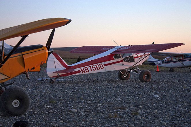 Alaska-Piloten – Eine Familie hebt ab - Filmfotos