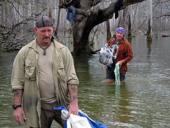 Dual Survival - Photos - Dave Canterbury, Cody Lundin