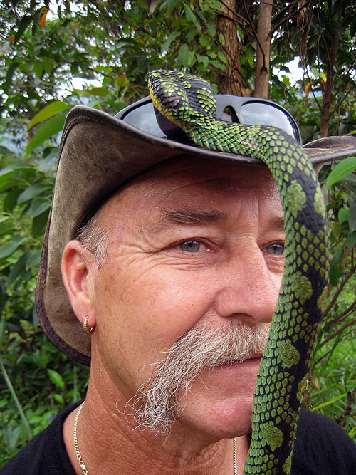 Snake Crusader with Bruce George - Filmfotos - Bruce George