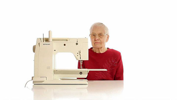 13 Related Sewing Machines - Filmfotók