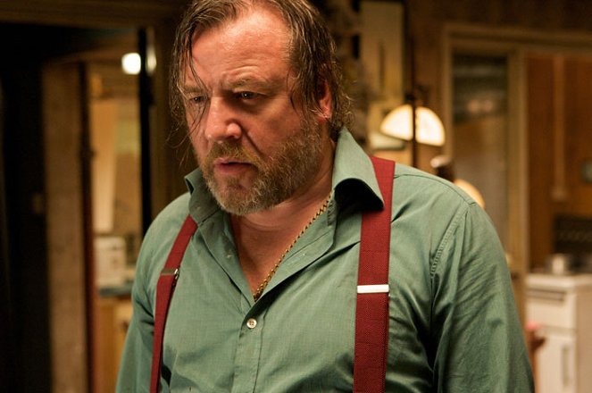 44 Inch Chest - Photos - Ray Winstone