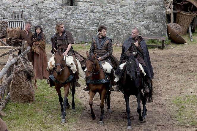 Camelot - Der junge König - Filmfotos - Jamie Campbell Bower, Peter Mooney, Joseph Fiennes