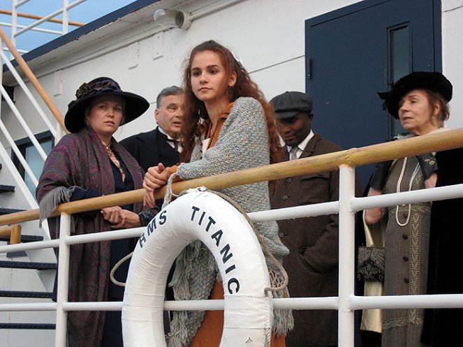 Who Sank the Titanic? - Photos