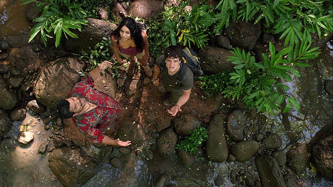 Podróż na Tajemniczą Wyspę - Z filmu - Luis Guzmán, Vanessa Hudgens, Josh Hutcherson