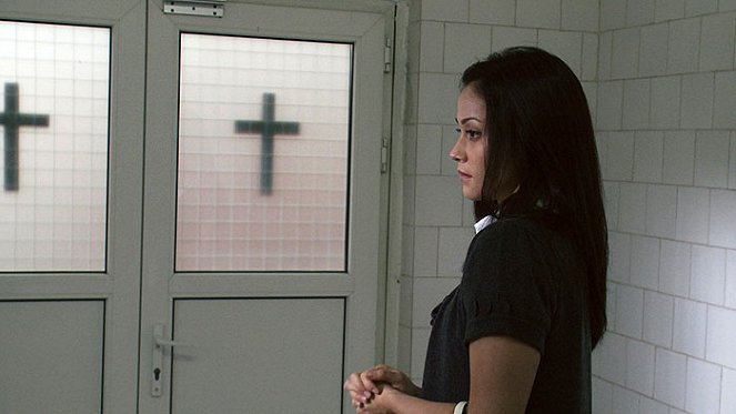 Diabol v tele - Z filmu - Fernanda Andrade