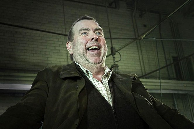 Upside Down - Photos - Timothy Spall