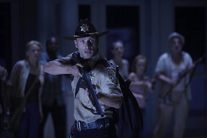 The Walking Dead - TS-19 - Van film - Andrew Lincoln