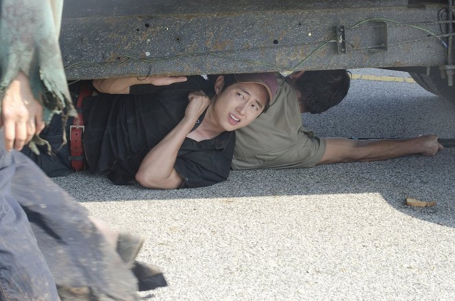 The Walking Dead - What Lies Ahead - Photos - Steven Yeun