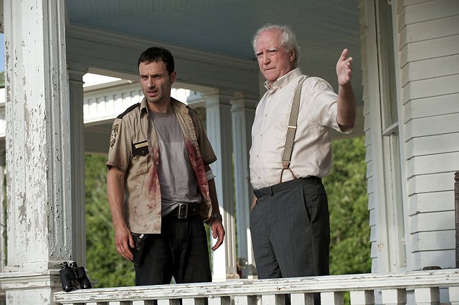 The Walking Dead - Bloodletting - Photos - Andrew Lincoln, Scott Wilson