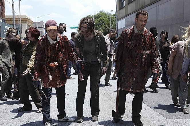 The Walking Dead - Guts - Van film - Steven Yeun, Andrew Lincoln