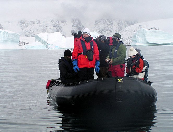 Cool School Antarctica - Z filmu