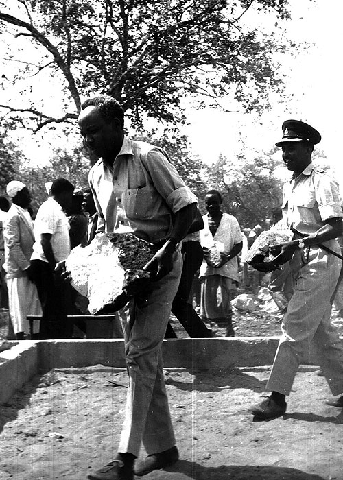 Mwalimu: Odkaz Julia Kamberageho Nyererea - Z filmu