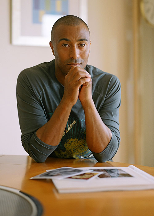 Who Do You Think You Are? - Promokuvat - Colin Jackson