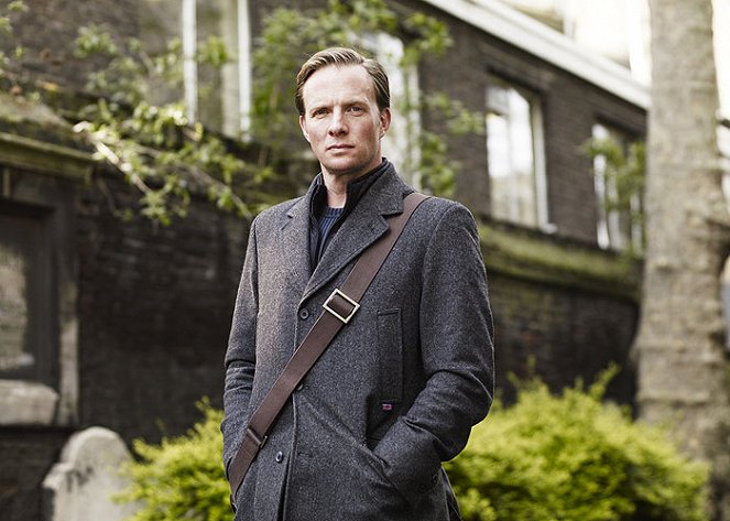 Who Do You Think You Are? - Promokuvat - Rupert Penry-Jones
