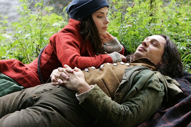 Wuthering Heights - Photos - Charlotte Riley, Tom Hardy
