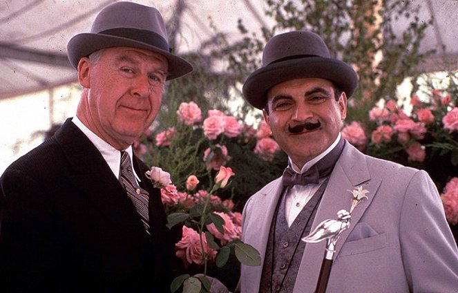 Agatha Christie's Poirot - Season 3 - Mi nyílik a kertedben? - Filmfotók - David Suchet