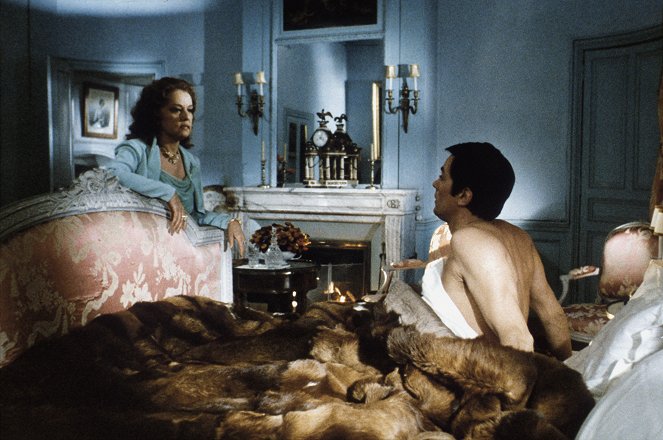 Monsieur Klein - Van film - Jeanne Moreau, Alain Delon