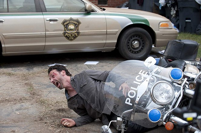 The Walking Dead - 18 Miles Out - Photos - Andrew Lincoln