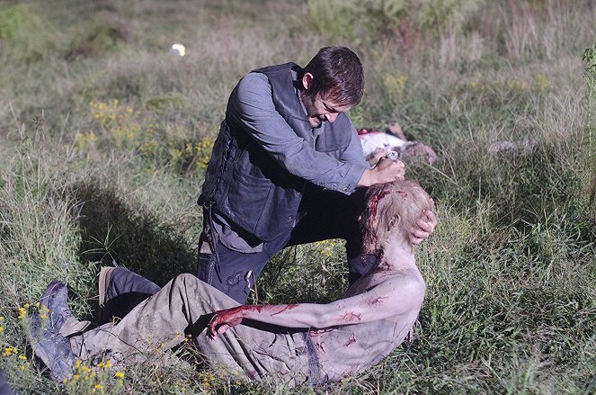 Walking Dead - Tuomari, valamiehistö ja pyöveli - Kuvat elokuvasta - Norman Reedus