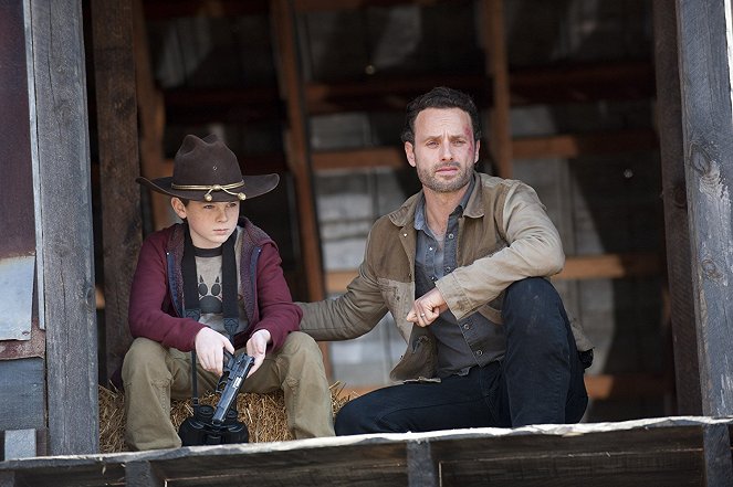 The Walking Dead - Jobbik természetünk - Filmfotók - Chandler Riggs, Andrew Lincoln