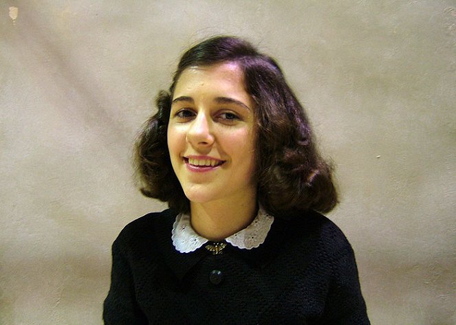 The Diary of Anne Frank - Photos - Ellie Kendrick