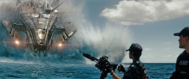 Bojová loď - Z filmu