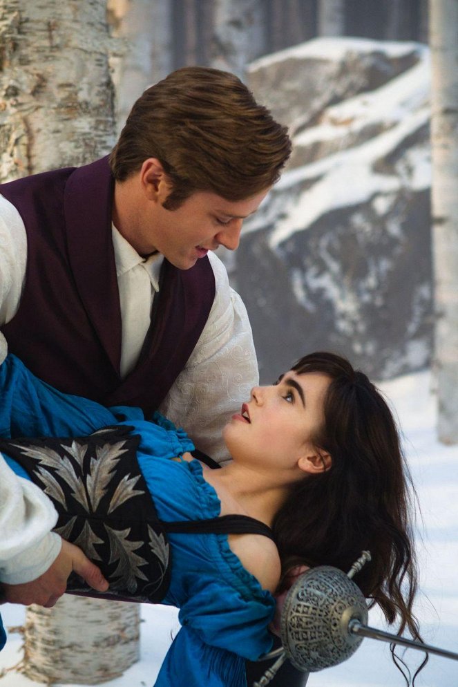 The Brothers Grimm: Snow White - Filmfotos - Armie Hammer, Lily Collins