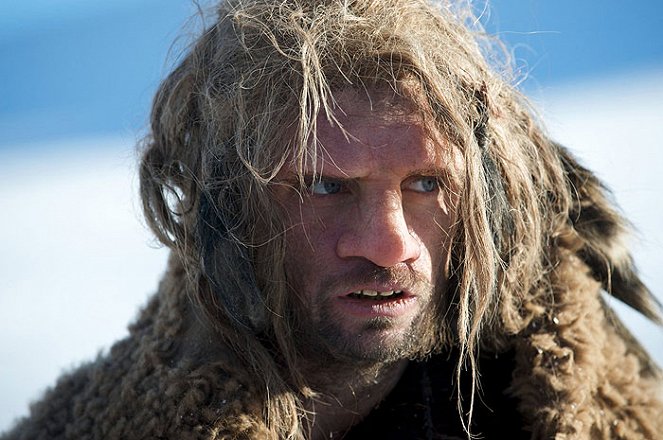 Ao, le dernier Néandertal - Film - Simon Paul Sutton