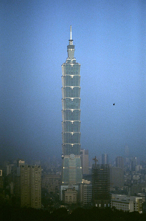Man Made Marvels: Taipei 101 - De la película