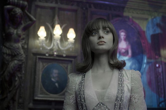 Sombras da Escuridão - Do filme - Bella Heathcote