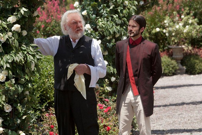 The Hunger Games - Photos - Donald Sutherland, Wes Bentley