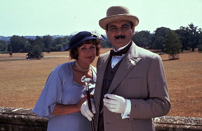 Poirot - Podwójny trop - Z filmu - Kika Markham, David Suchet
