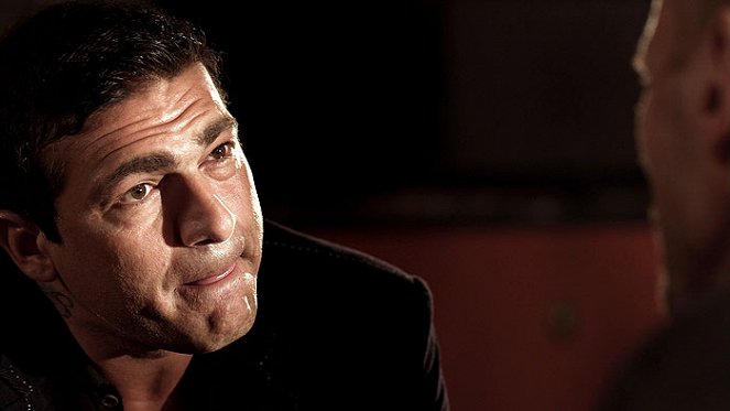 Blood Out - Do filme - Tamer Hassan