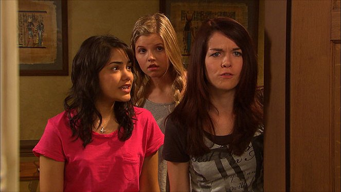 House of Anubis - Filmfotos - Tasie Lawrence, Ana Mulvoy-Ten, Jade Ramsey