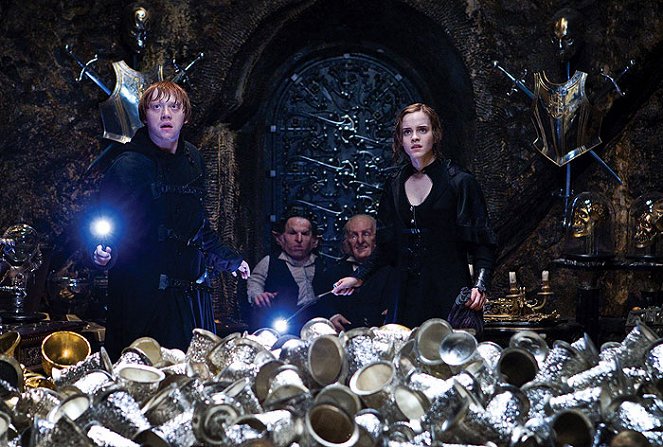 Harry Potter és a Halál ereklyéi II. rész - Filmfotók - Rupert Grint, Warwick Davis, Jon Key, Emma Watson