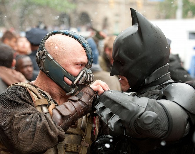 The Dark Knight Rises - Filmfotos - Tom Hardy, Christian Bale