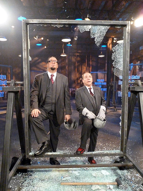 Penn & Teller Tell a Lie - Photos