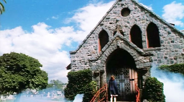 Mausoleum - Do filme