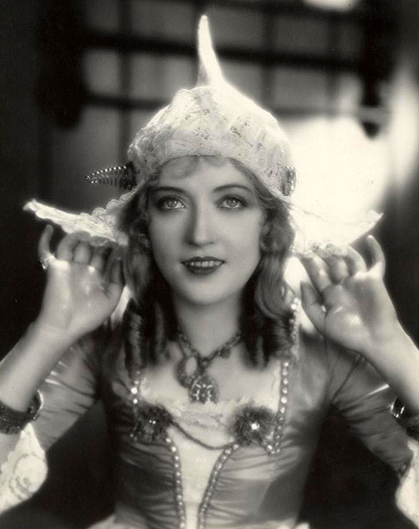 The Red Mill - Filmfotos - Marion Davies