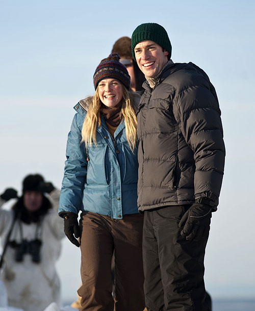 Big Miracle - Photos - Drew Barrymore, John Krasinski