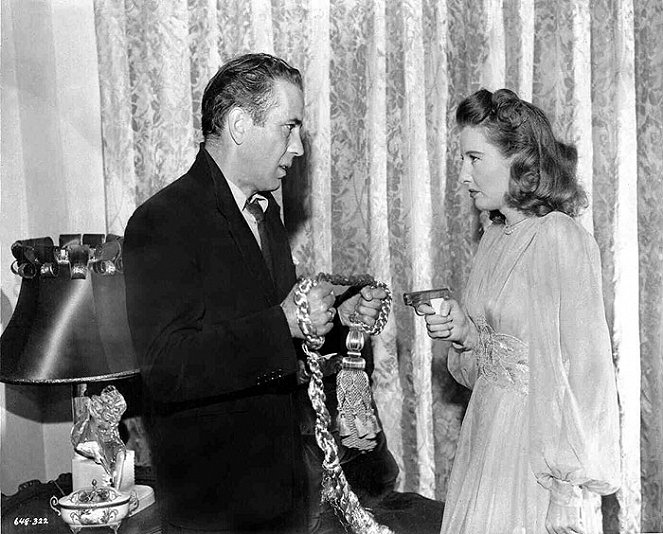 Die zwei Mrs. Carrolls - Filmfotos - Humphrey Bogart, Barbara Stanwyck