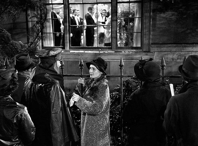 Äidin uhraus - Kuvat elokuvasta - Barbara Stanwyck